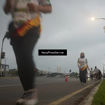 Runner Photo 7728850