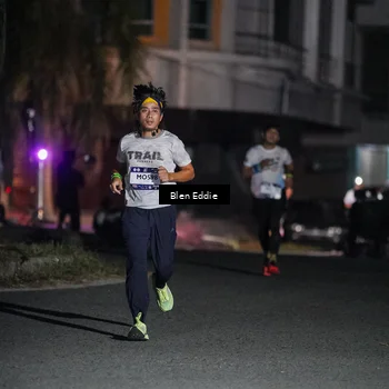 Runner Photo 7728918