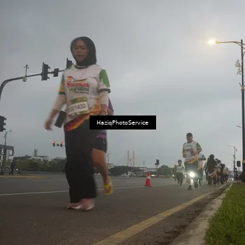 Runner Photo 7728930