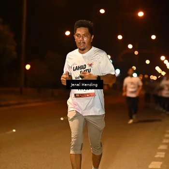 Runner Photo 7728931
