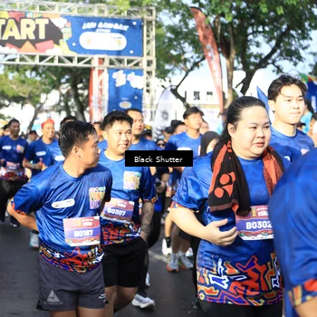 Runner Photo 7728939