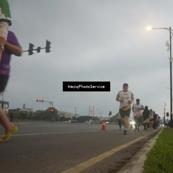 Runner Photo 7728960