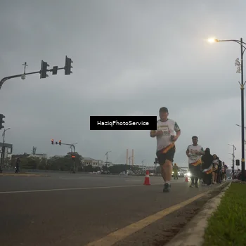 Runner Photo 7728985