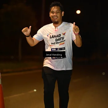 Runner Photo 7729002
