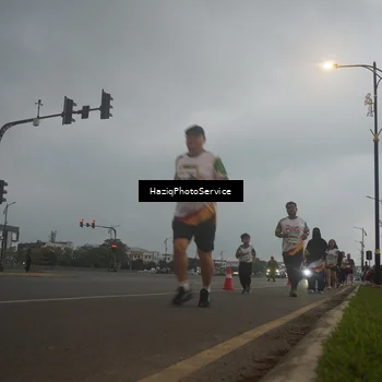 Runner Photo 7729010