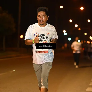 Runner Photo 7729029