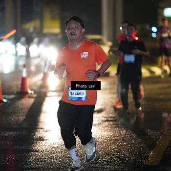 Runner Photo 7729035