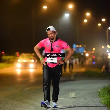 Runner Photo 7729046