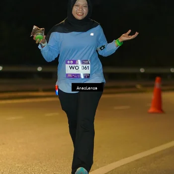 Runner Photo 7729052