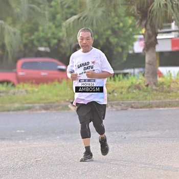 Runner Photo 7729059