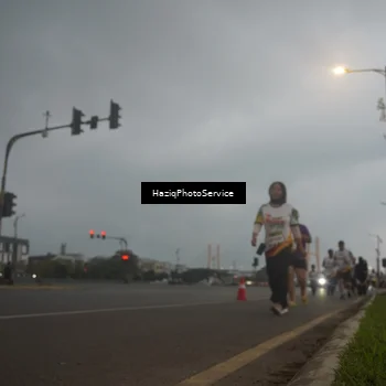 Runner Photo 7729063