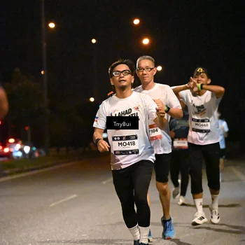 Runner Photo 7729078