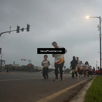 Runner Photo 7729094