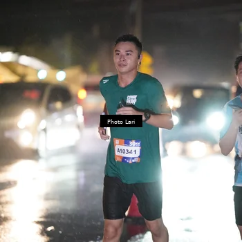 Runner Photo 7729109