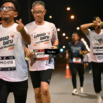 Runner Photo 7729116