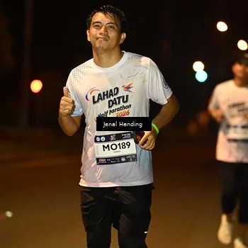 Runner Photo 7729118