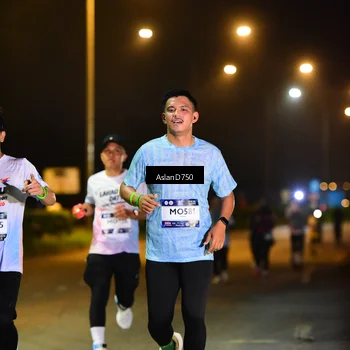 Runner Photo 7729124