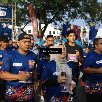 Runner Photo 7729135