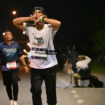 Runner Photo 7729138