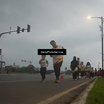 Runner Photo 7729160