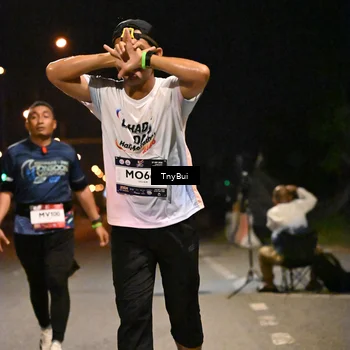 Runner Photo 7729161