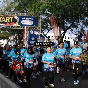 Runner Photo 7729163