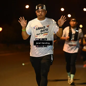 Runner Photo 7729173