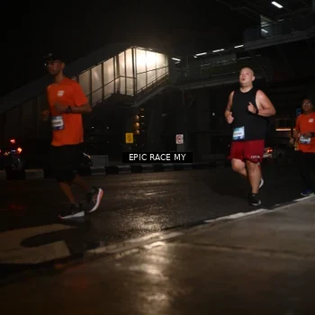 Runner Photo 7729180