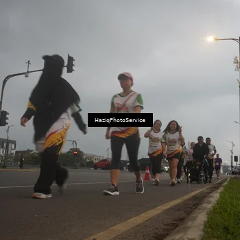 Runner Photo 7729192