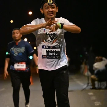 Runner Photo 7729204