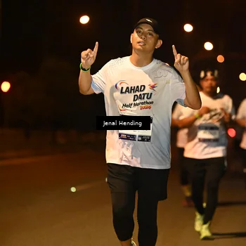 Runner Photo 7729206