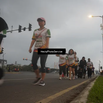 Runner Photo 7729223
