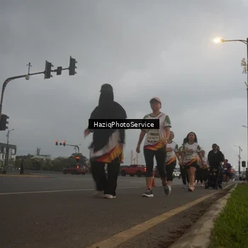 Runner Photo 7729247
