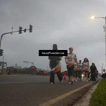 Runner Photo 7729250