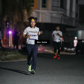 Runner Photo 7729263