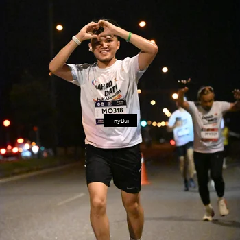 Runner Photo 7729285