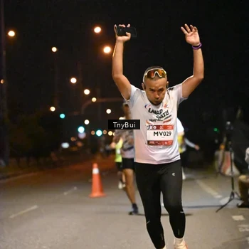 Runner Photo 7729297