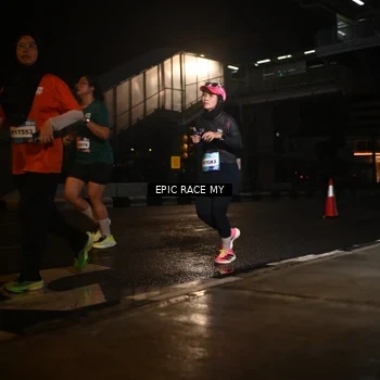 Runner Photo 7729305