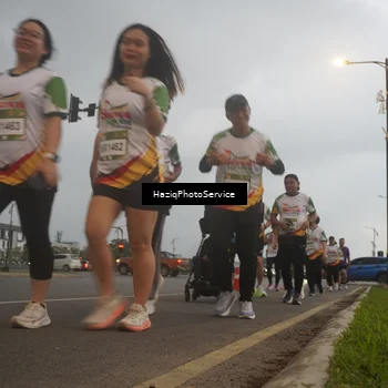Runner Photo 7729318