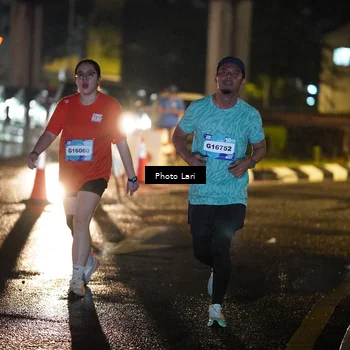 Runner Photo 7729331