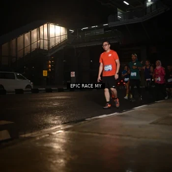 Runner Photo 7729339