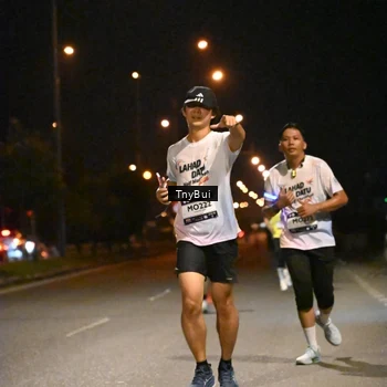 Runner Photo 7729354