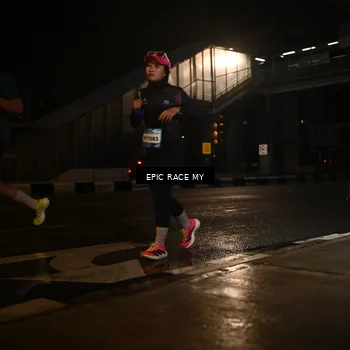 Runner Photo 7729365