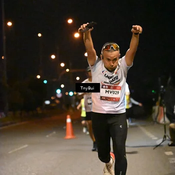 Runner Photo 7729368