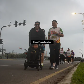 Runner Photo 7729369