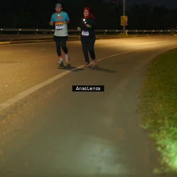 Runner Photo 7729379