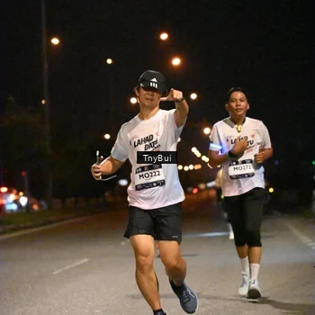 Runner Photo 7729393