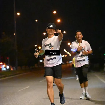 Runner Photo 7729398