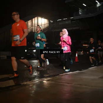 Runner Photo 7729417