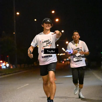 Runner Photo 7729423